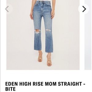 PISTOLA HIGH RISE MOM JEANS